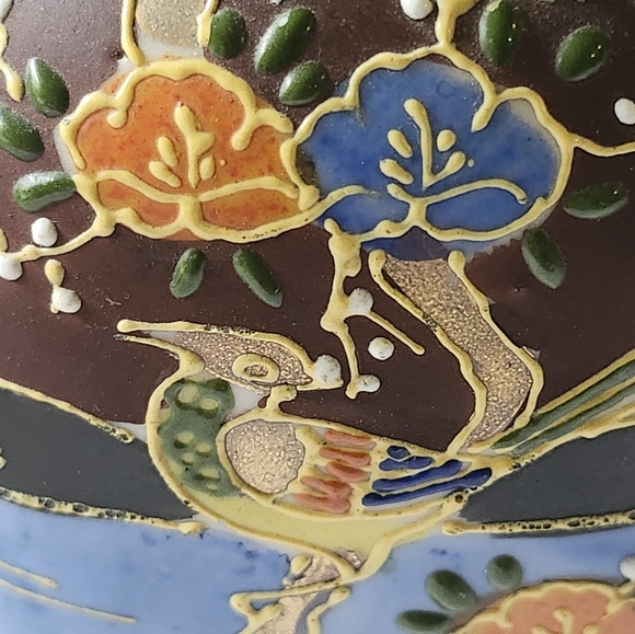 Japanese Hand Painted Small Vase - Picture 9 of 12